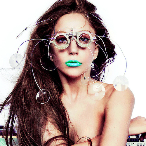 Lady Gaga surpreende e lança “Do What U Want”