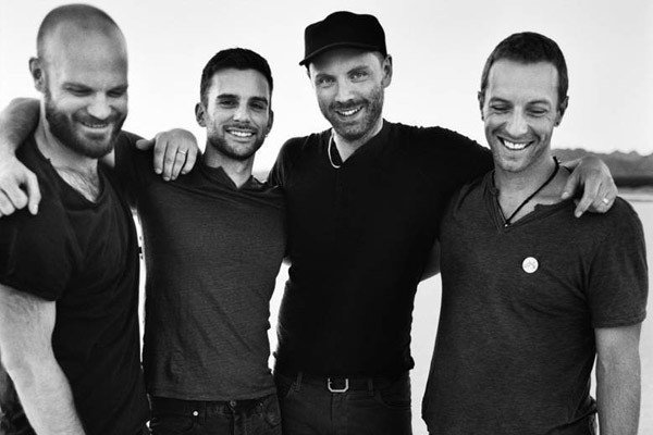Que sinistro e legal o novo videoclipe do Coldplay